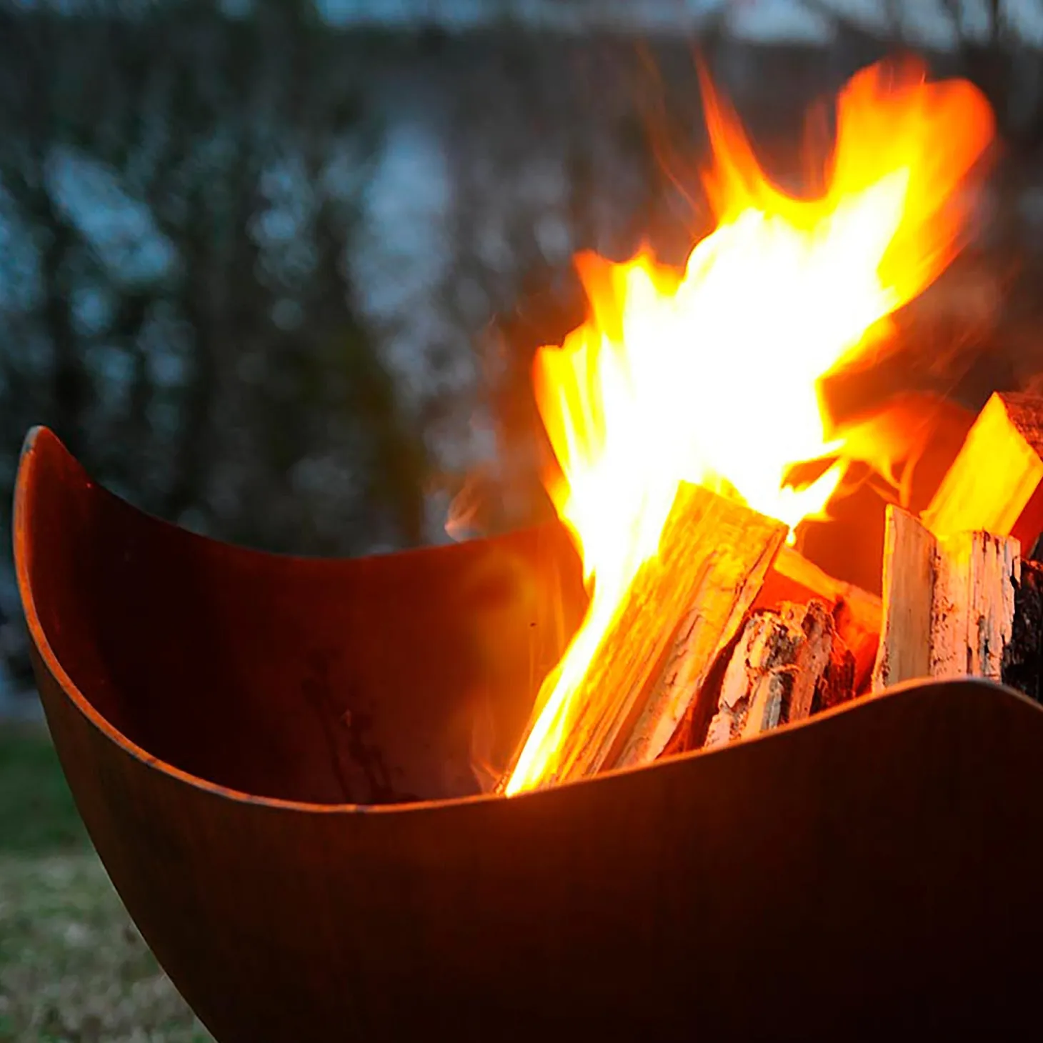 Fire Pits | Fire Pits>Plow & Hearth American-Made Firepit Art Manta Ray Fire Pit