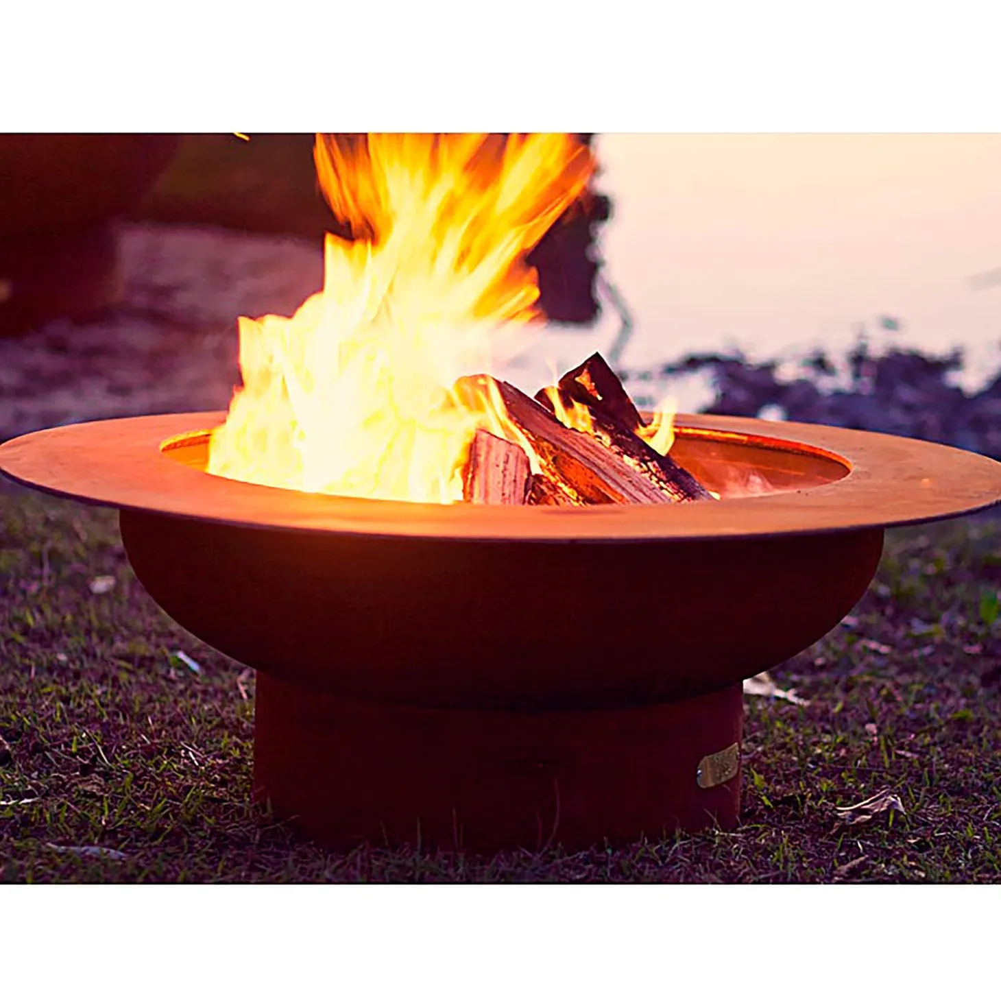 Fire Pits | Fire Pits>Plow & Hearth American-Made Firepit Art Saturn Fire Pit