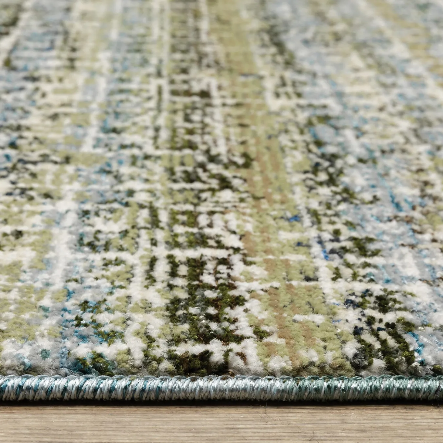 Area Rugs>Plow & Hearth Ashland Colorcast Synthetic Blend Indoor Rug, 6'7" x 9'6"