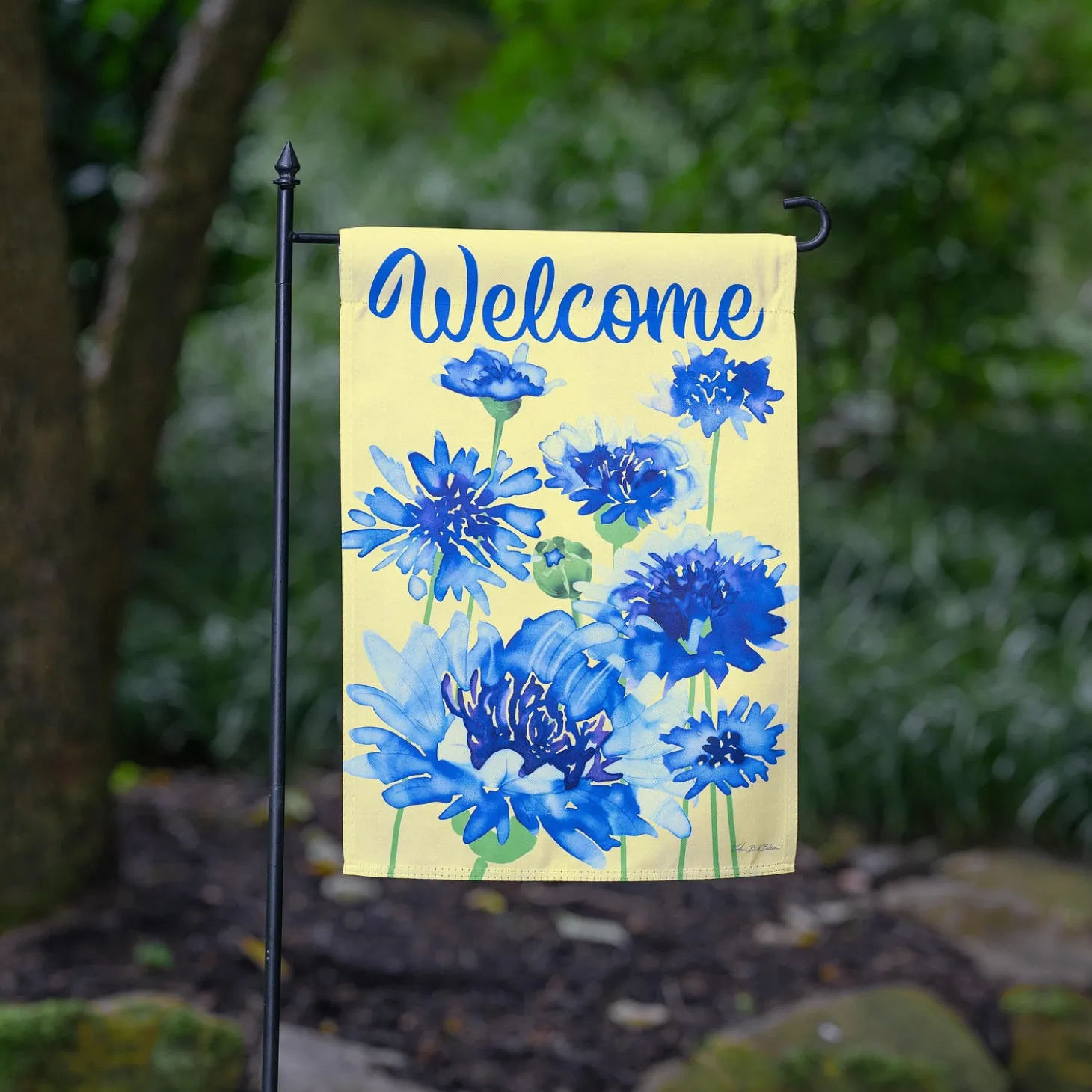 Garden Flags>Plow & Hearth Bachelor Button Suede Garden Flag