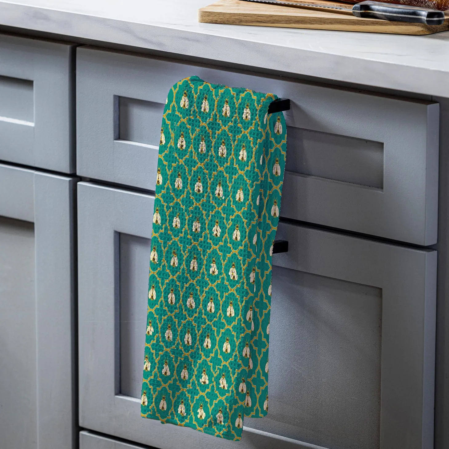 Kitchen Linens>Plow & Hearth Bee Deco Quick Dry Kitchen Towel, 18" x 30"