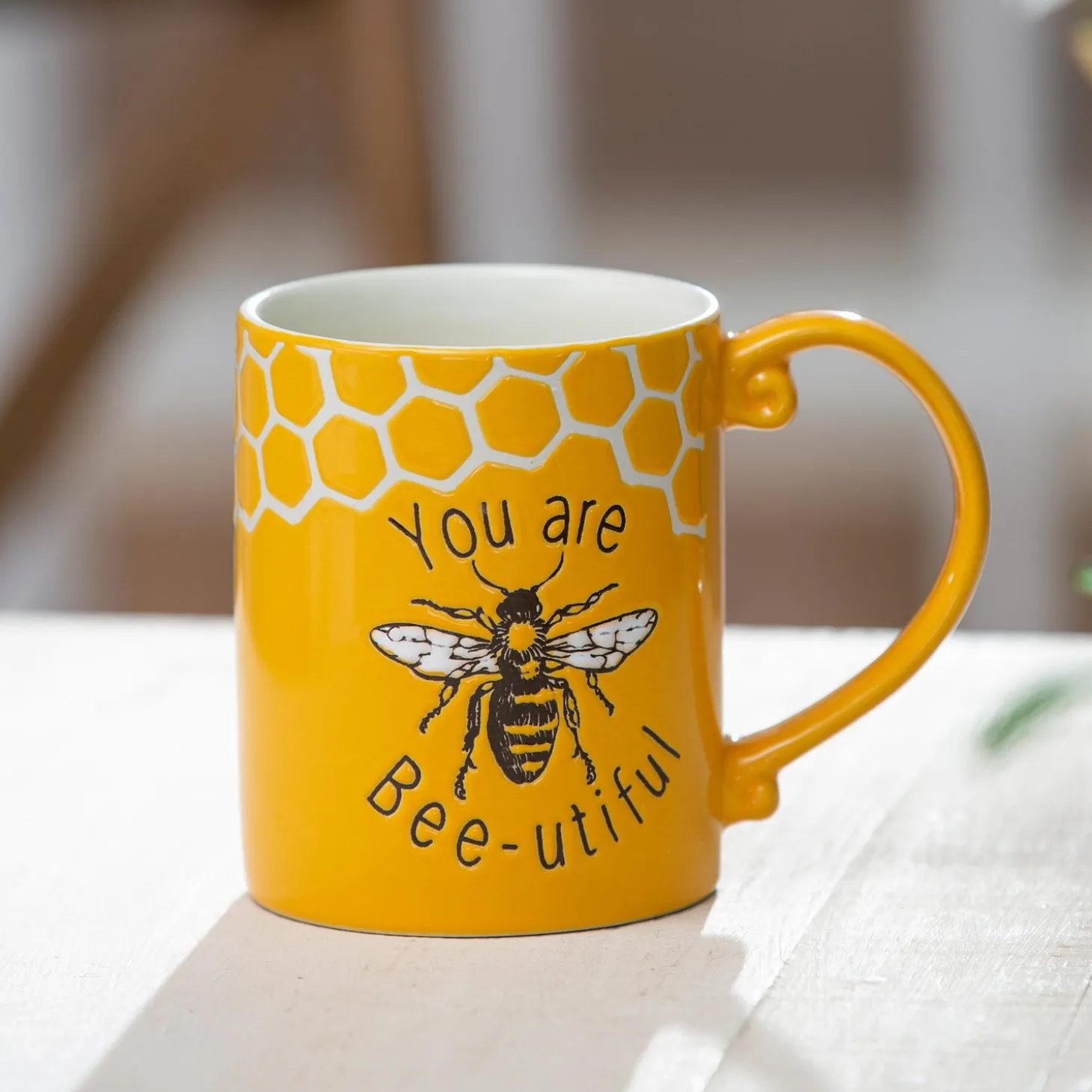 Coffee & Tea Cups>Plow & Hearth Bee-utiful 15 oz. Coffee Cup