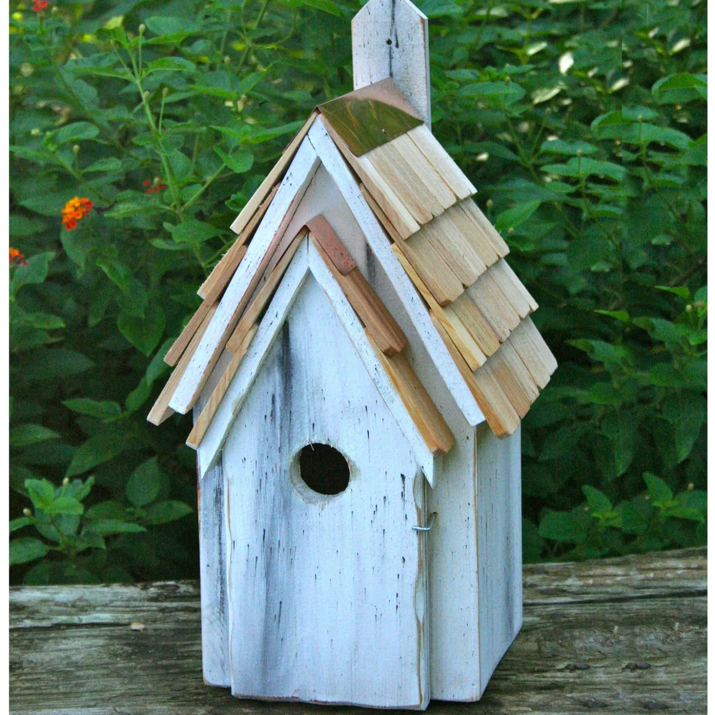 Birdhouses>Plow & Hearth Bluebird Manor Cypress Birdhouse