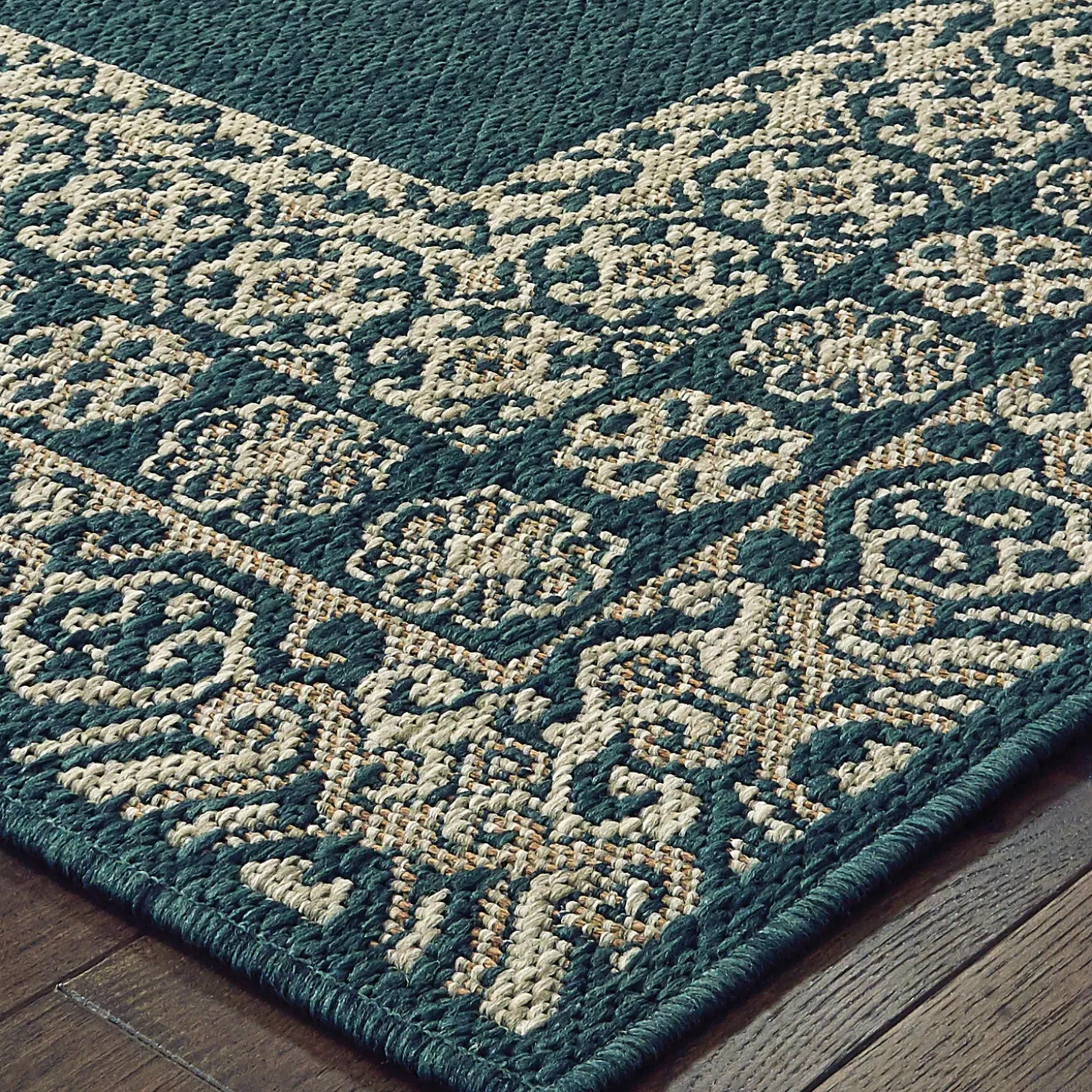 Area Rugs>Plow & Hearth Cambridge Lace Indoor/Outdoor Border Rug, 3'3" x 5' Blue