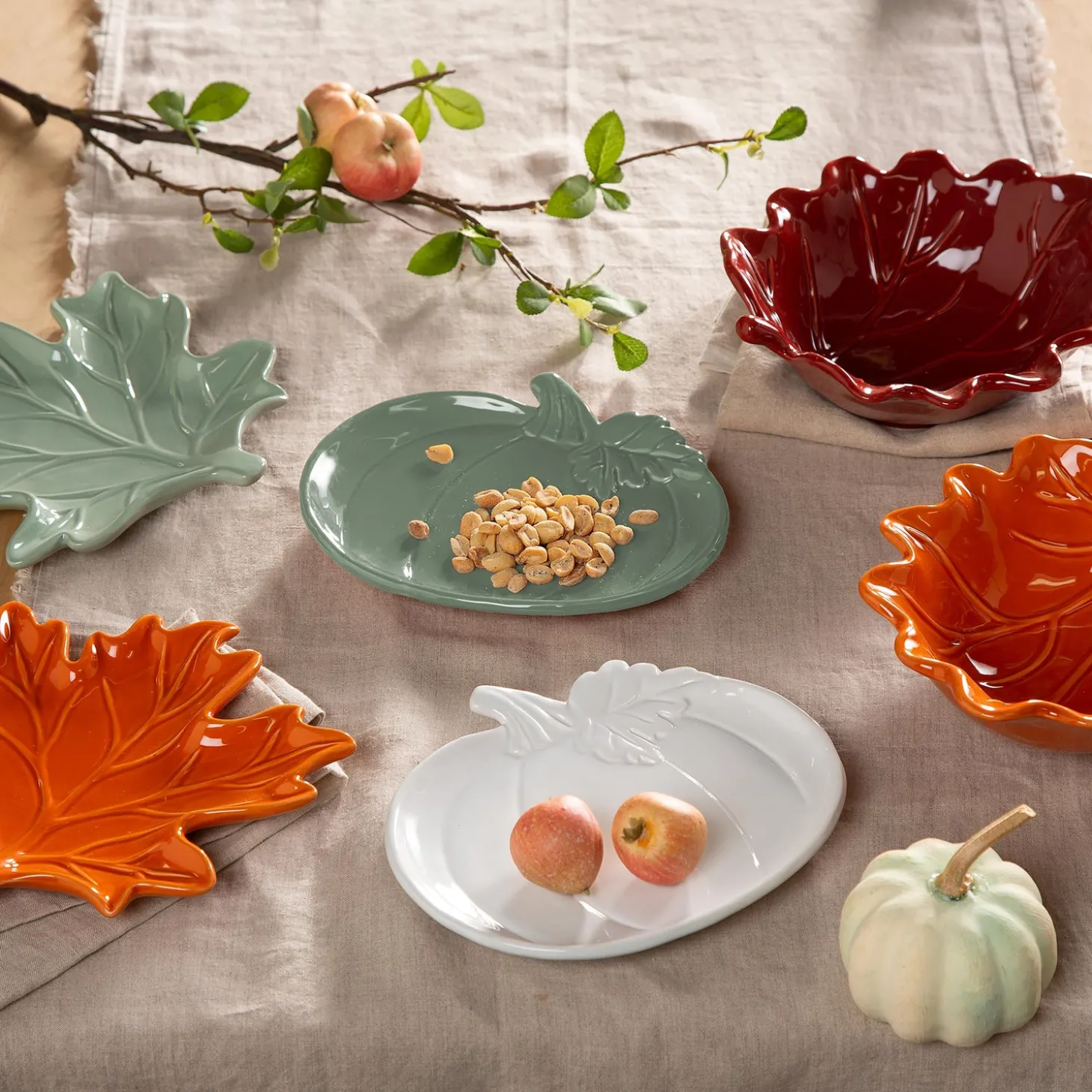 Plates & Platters>Plow & Hearth Ceramic Fall Leaf Plates, Set of 6