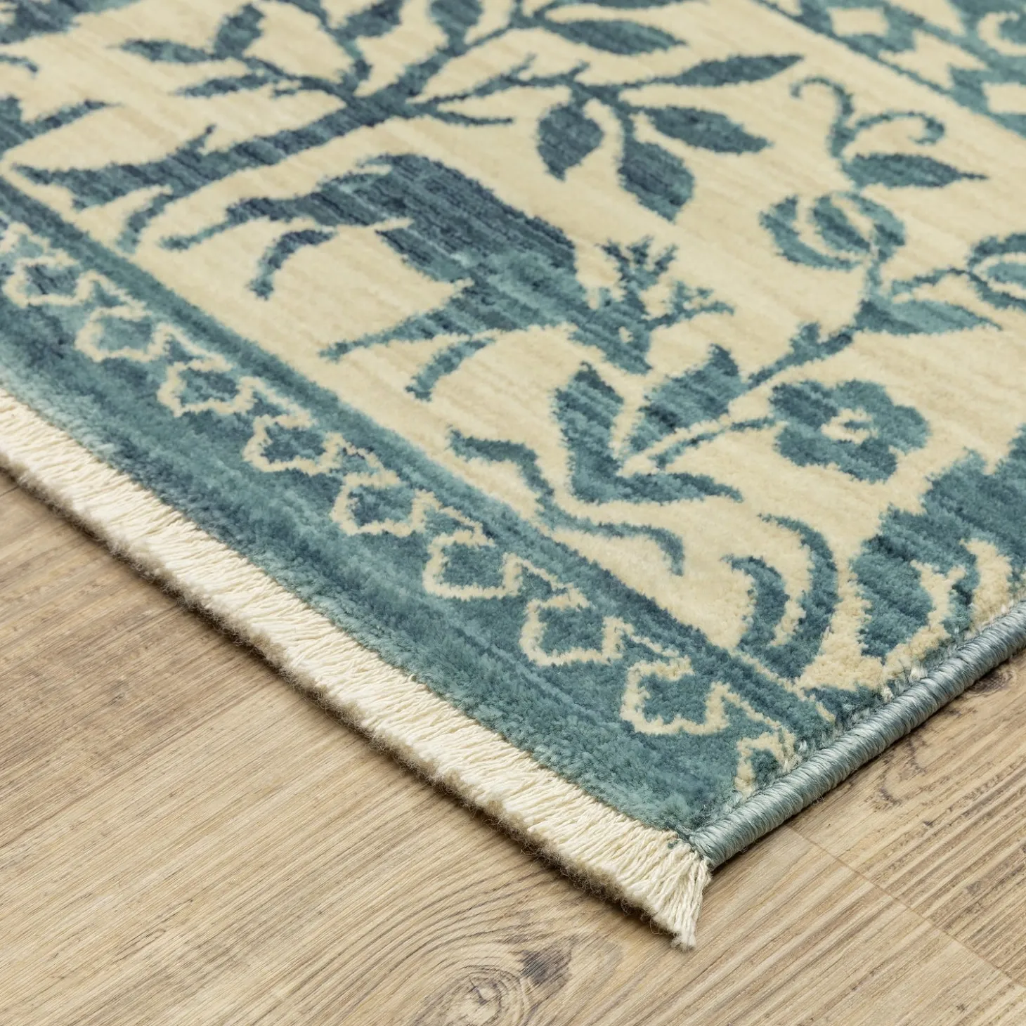 Area Rugs>Plow & Hearth Clover Hill Porcelain Polypropylene Rug, 2'3" x 7'6" Runner Blue/Ivory