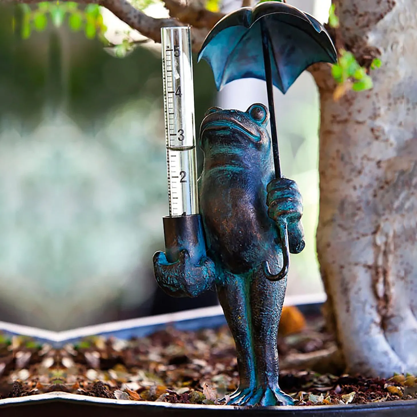 Garden Statues>Plow & Hearth Decorative rain gauge, Frog