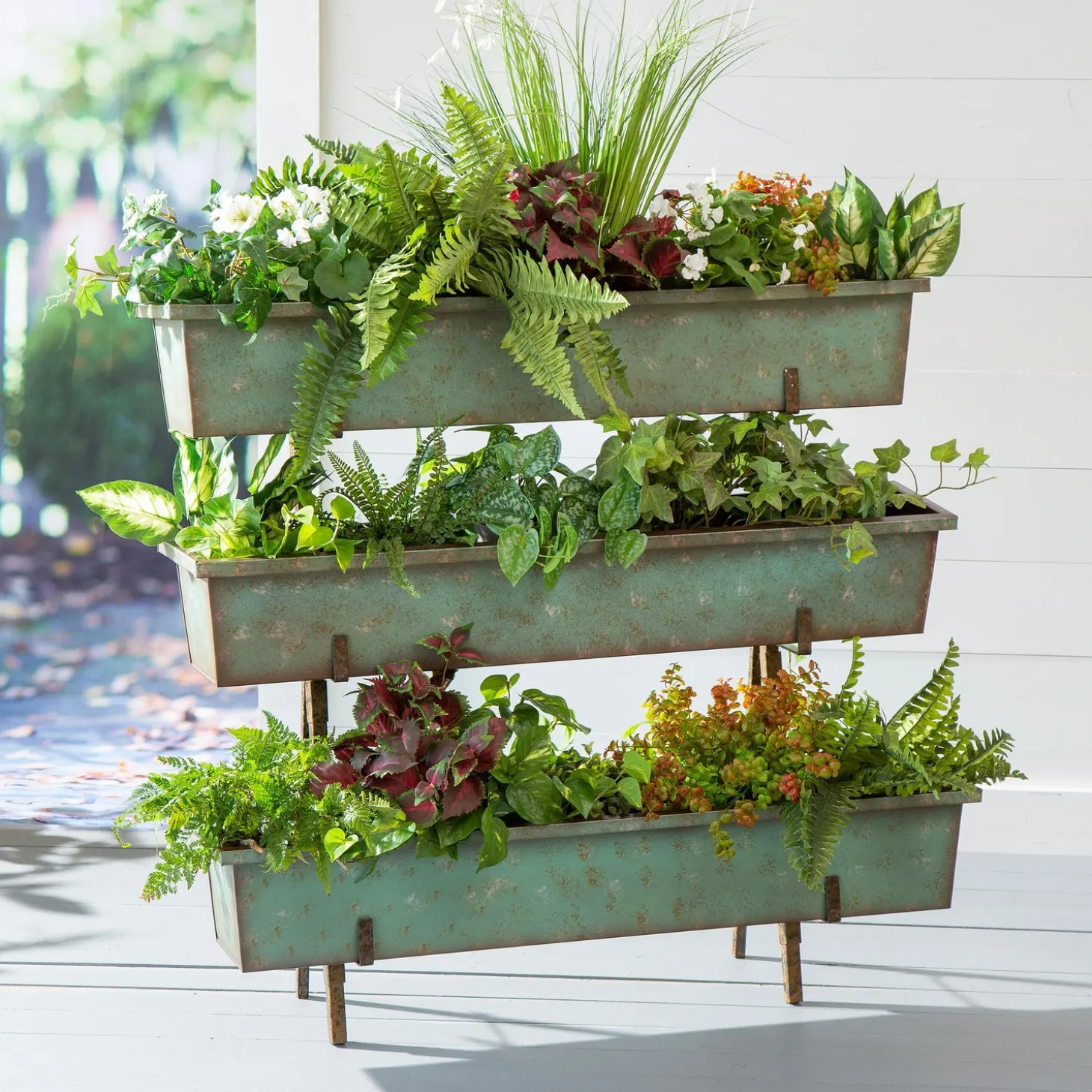 Planters & Plant Stands>Plow & Hearth Distressed Teal Planter with Distressed Copper Rack