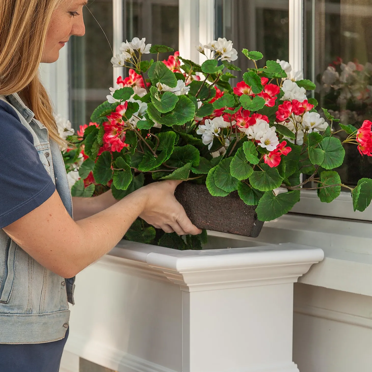 Faux Flowers & Plants>Plow & Hearth Everlasting Faux Red and White Geranium Window Box Filler