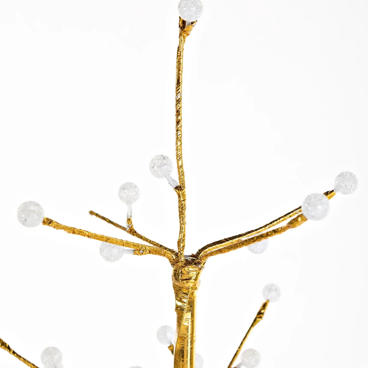 Lighted Trees & Garlands>Plow & Hearth 6'H Indoor/Outdoor Gold Metallic Tree with 240 Warm White Lights