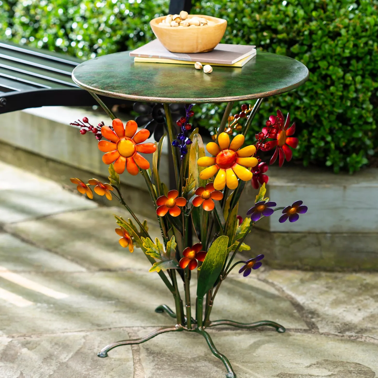 Outdoor Side Tables | Accent Tables>Plow & Hearth Handcrafted Metal Daisy Side Table