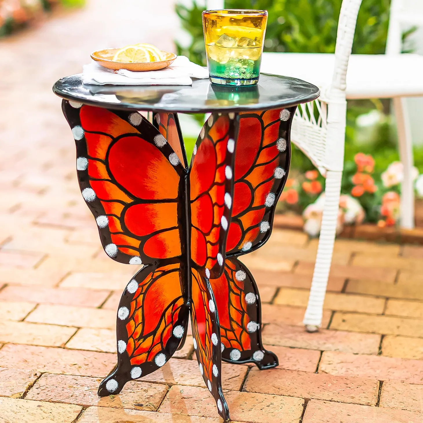 Accent Tables | Outdoor Side Tables>Plow & Hearth Handcrafted Metal Monarch Butterfly Side Table