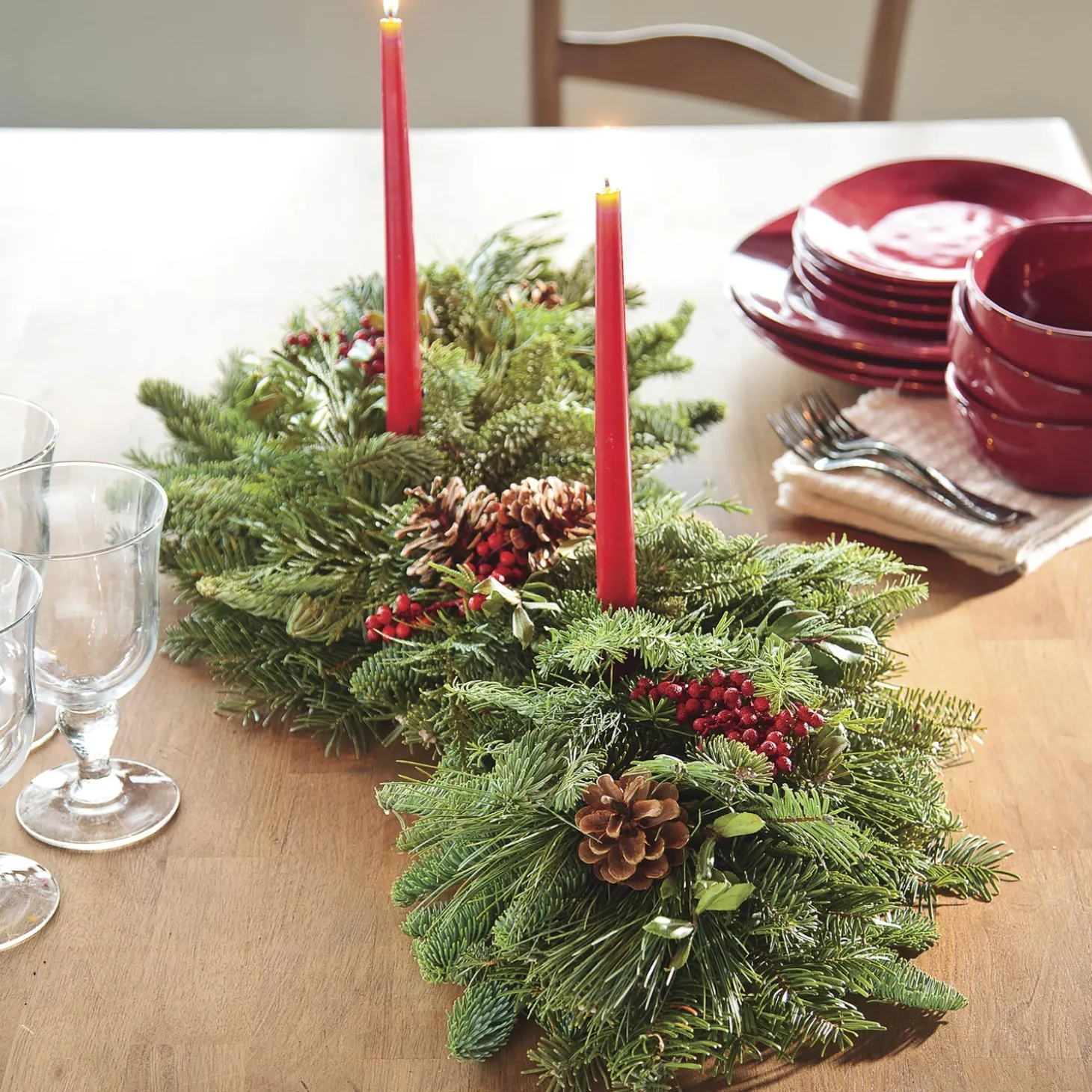 Wreaths | Lighted Trees & Garlands>Plow & Hearth Holiday Woodland Evergreens Centerpiece With Two Candles