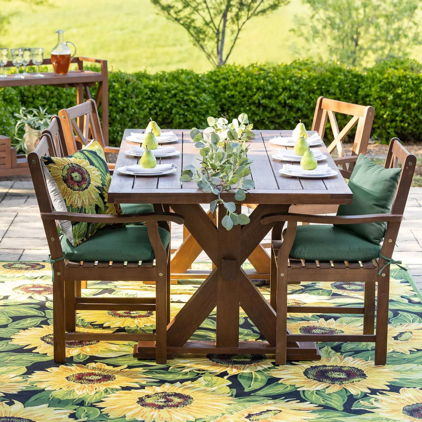 Area Rugs>Plow & Hearth Indoor/Outdoor Black Sunflower Polypropylene Rug, 39" x 59"