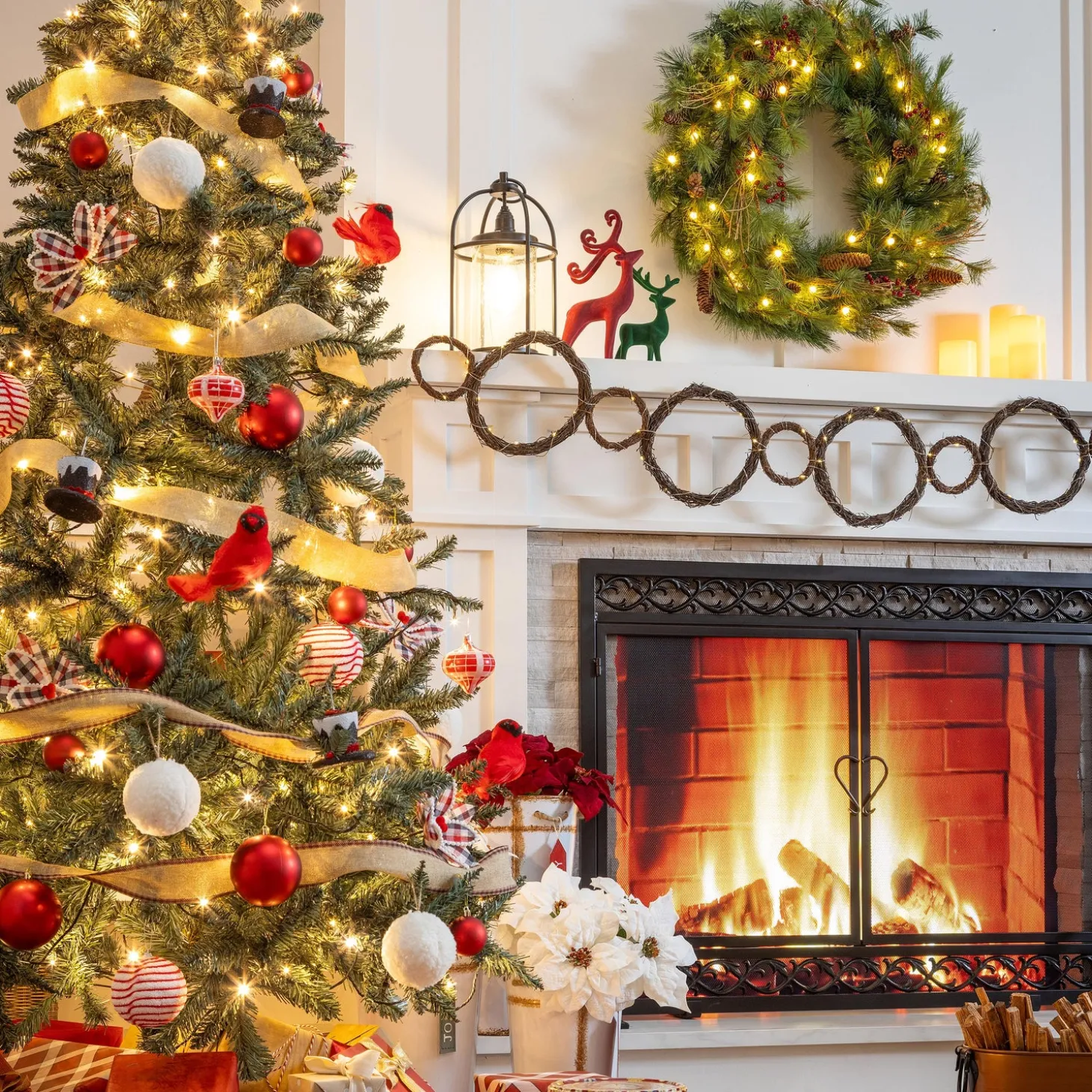 Wreaths>Plow & Hearth Indoor/Outdoor Blue Ridge Wreath with Battery-Operated Dual-Function Lights, 24" dia.