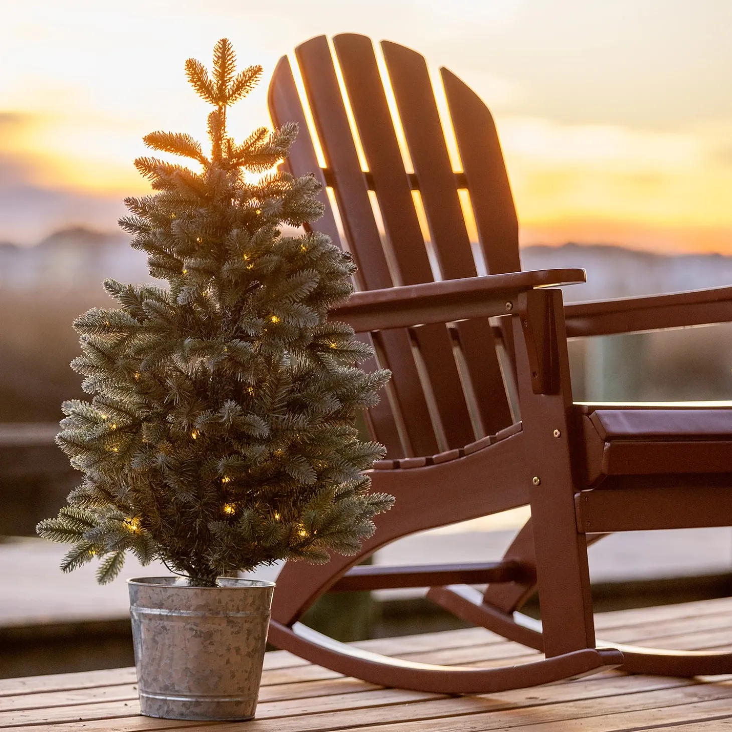 Lighted Trees & Garlands>Plow & Hearth Indoor/Outdoor Keswick Potted Pine Tree with Warm White LEDs