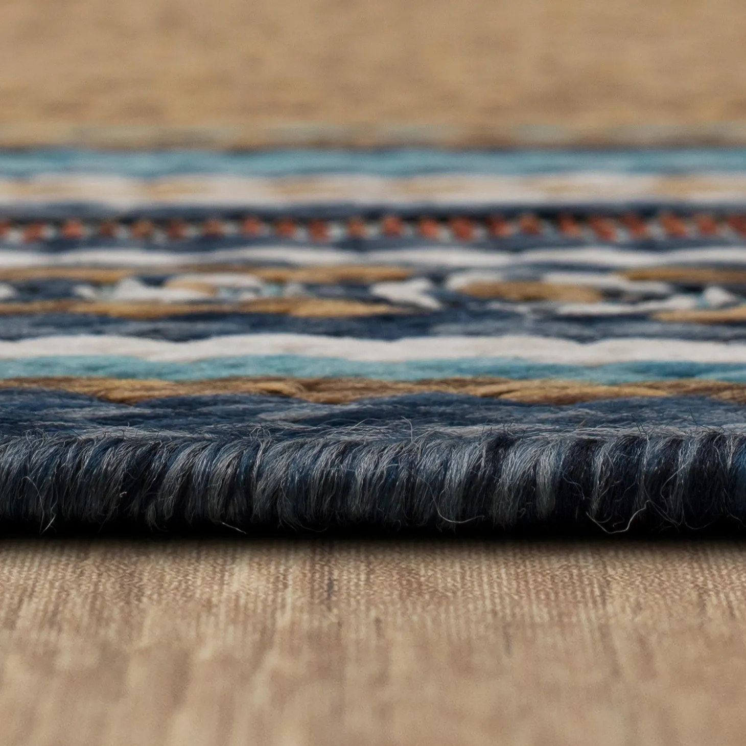 Area Rugs>Plow & Hearth Indoor/Outdoor La Grange Border Polypropylene Rug, 4' x 5'6"