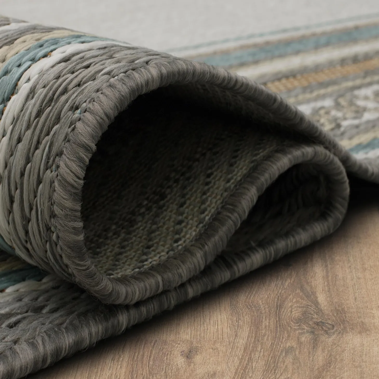 Area Rugs>Plow & Hearth Indoor/Outdoor La Grange Border Polypropylene Rug, 4' x 5'6"