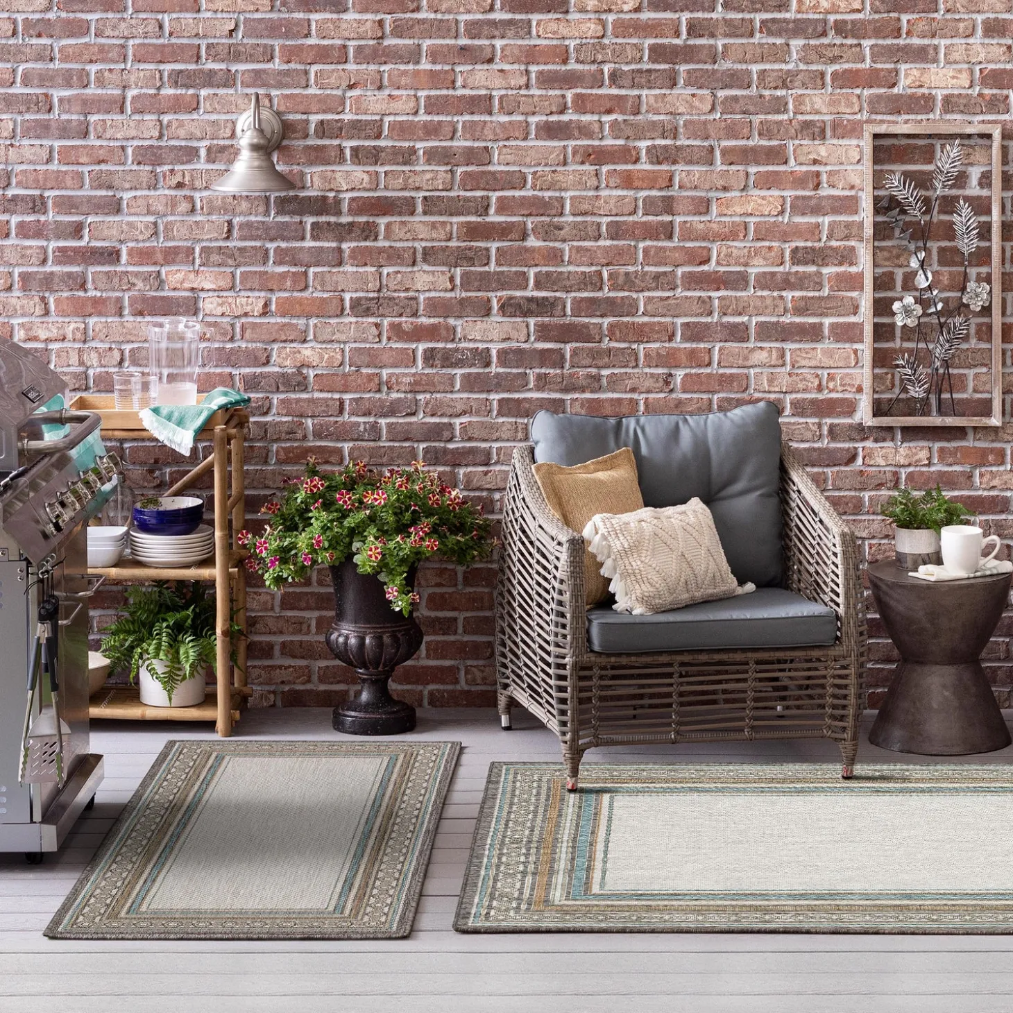 Area Rugs>Plow & Hearth Indoor/Outdoor La Grange Border Polypropylene Rug, 4' x 5'6"