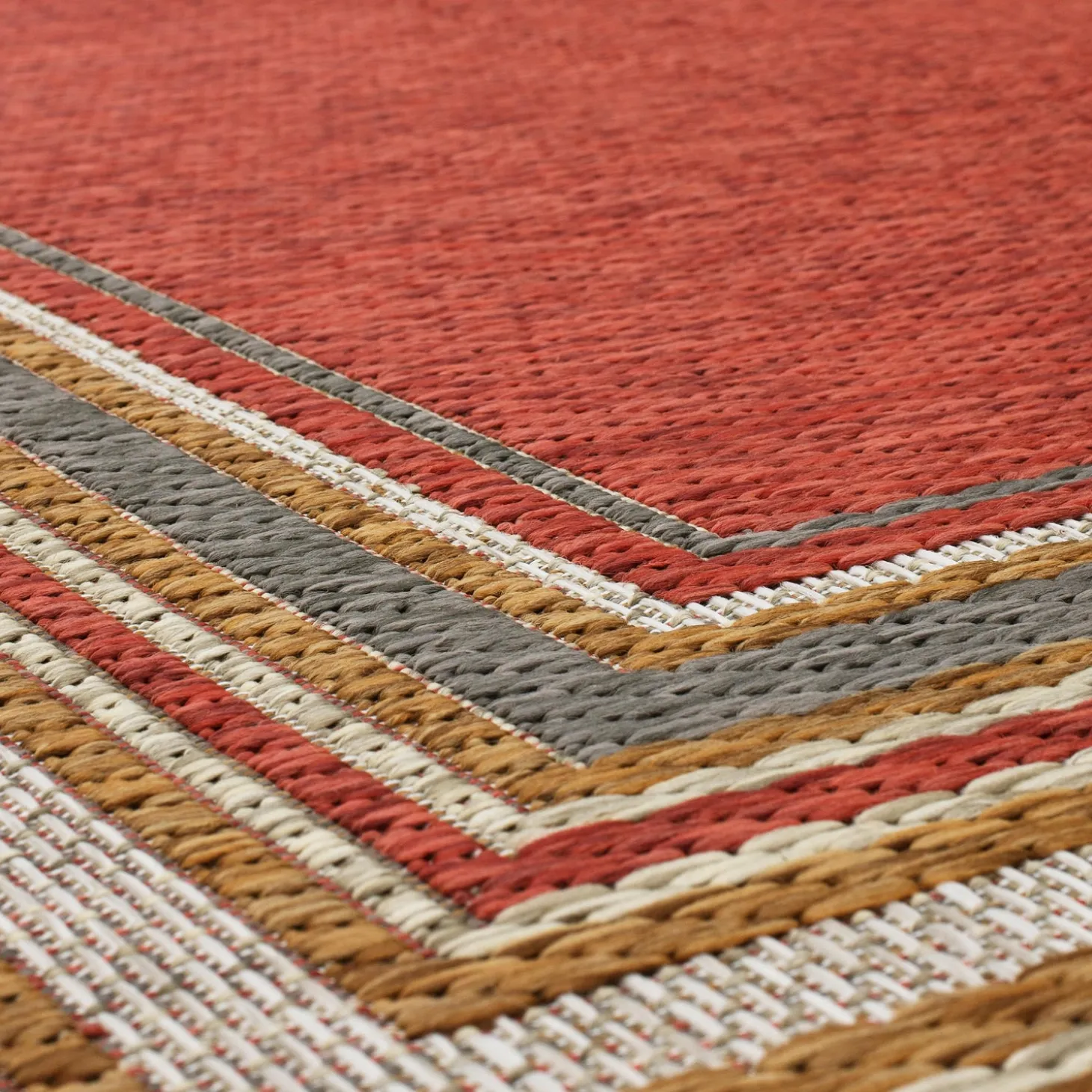 Area Rugs>Plow & Hearth Indoor/Outdoor La Grange Border Polypropylene Rug, 4' x 5'6"