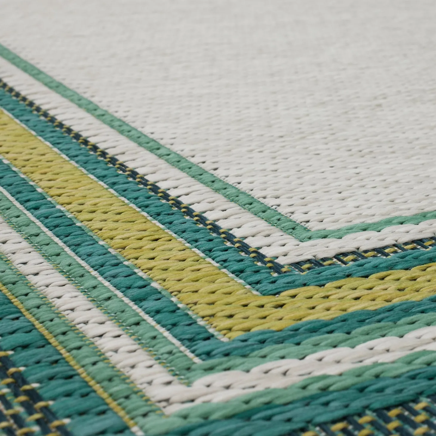 Area Rugs>Plow & Hearth Indoor/Outdoor La Grange Border Polypropylene Rug, 2'5" x 6' Runner Green