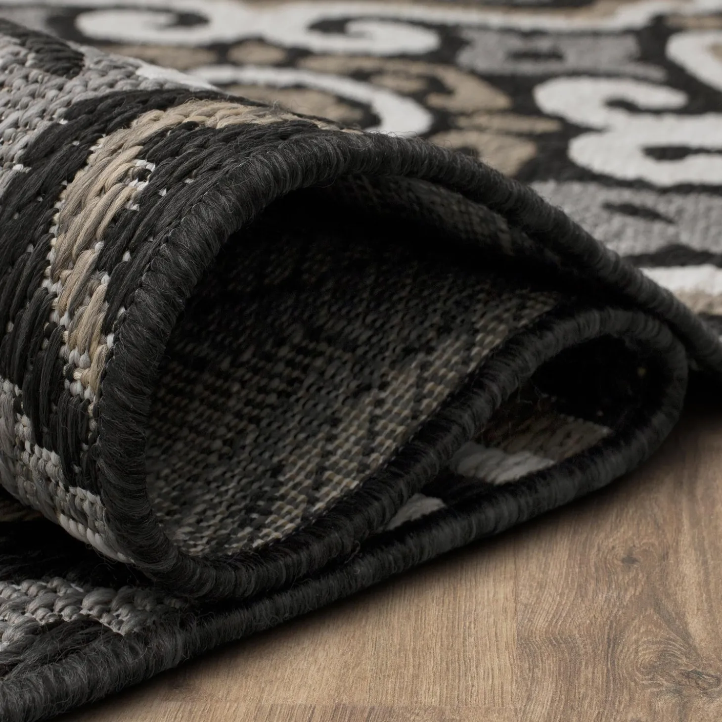 Area Rugs>Plow & Hearth Indoor/Outdoor La Grange Tile Polypropylene Rug, 4' x 5'6"