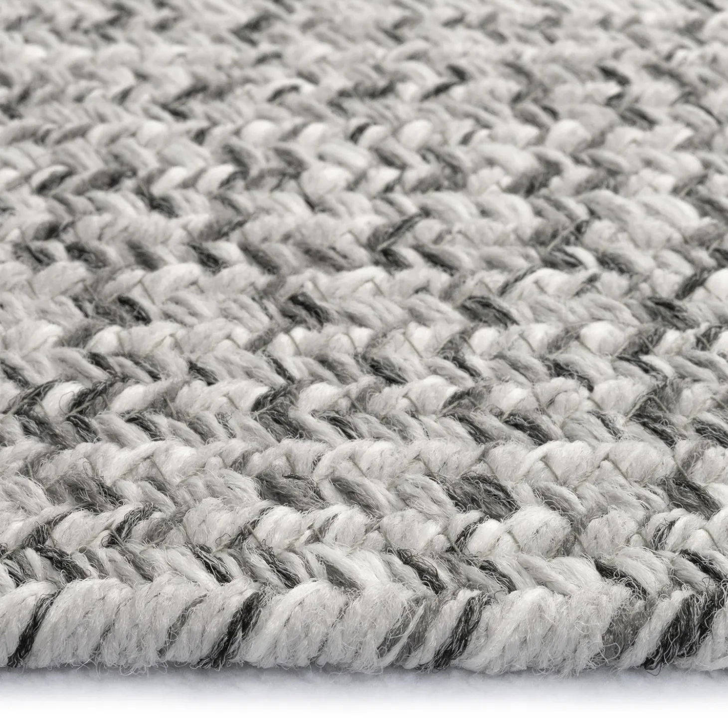Area Rugs>Plow & Hearth Indoor/Outdoor Oval Pine Creek Braided Polypropylene Rug, 3' x 5'