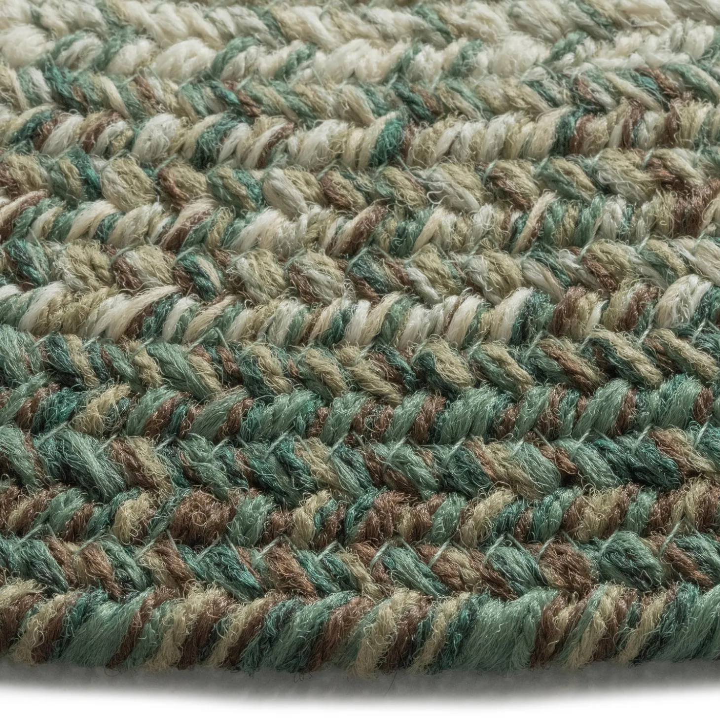 Area Rugs>Plow & Hearth Indoor/Outdoor Oval Woodridge Braided Polypropylene Rug, 5'6" Round