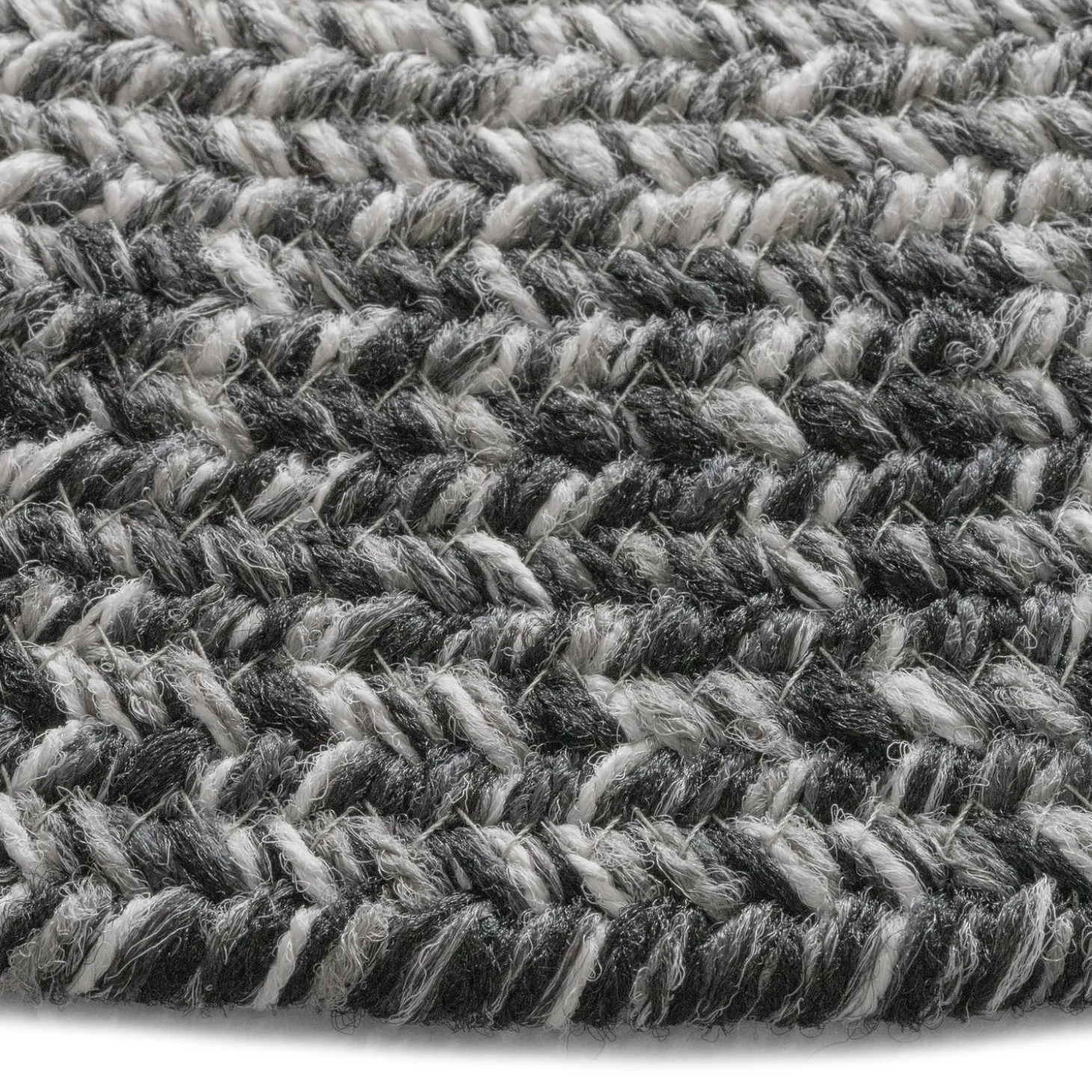 Area Rugs>Plow & Hearth Indoor/Outdoor Oval Woodridge Braided Polypropylene Rug, 7'6" Round