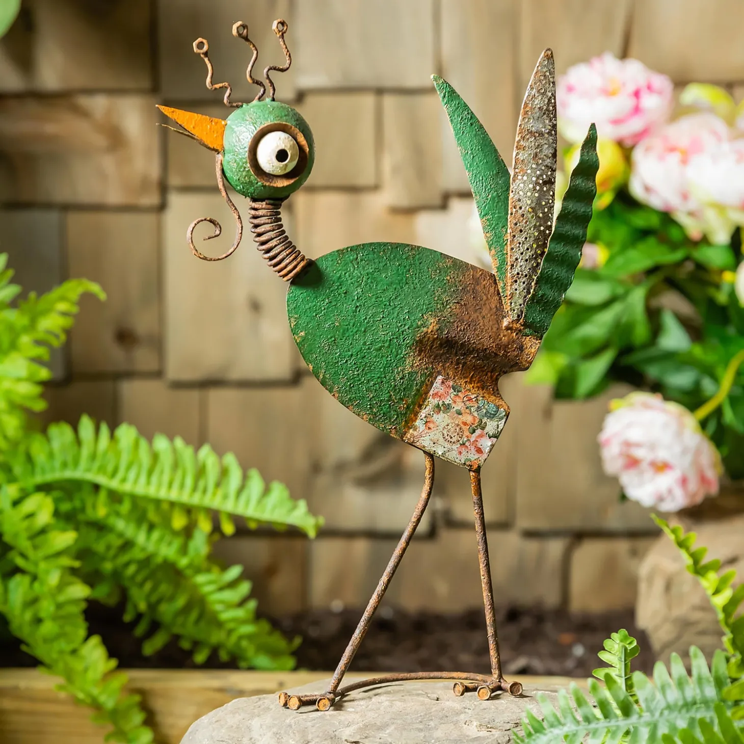 Garden Statues>Plow & Hearth Indoor/Outdoor Rustic Metal Green Chicken Garden Statue