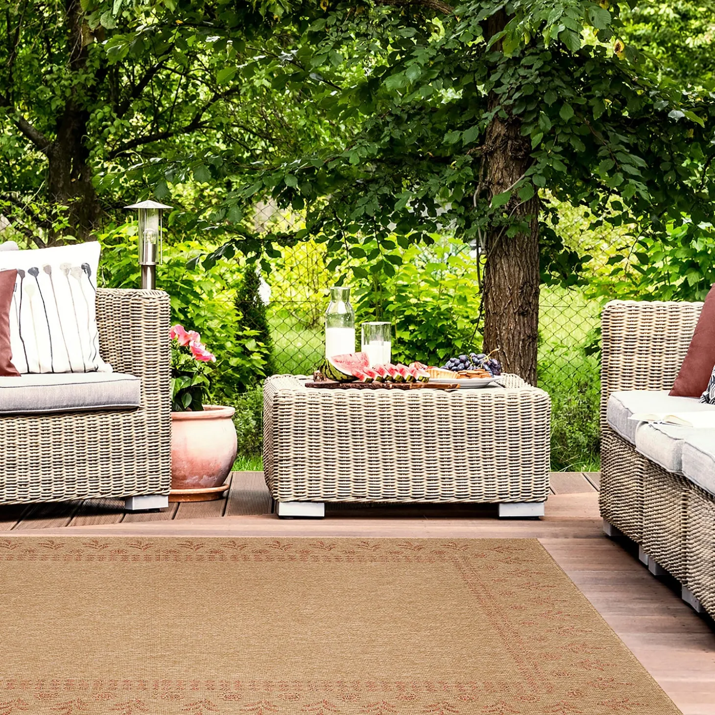 Area Rugs>Plow & Hearth Indoor/Outdoor Toulouse Block Print Rug, 6'6" x 9'4"