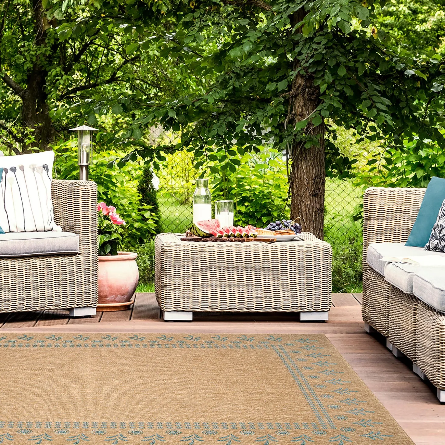 Area Rugs>Plow & Hearth Indoor/Outdoor Toulouse Block Print Rug, 6'6" x 9'4"