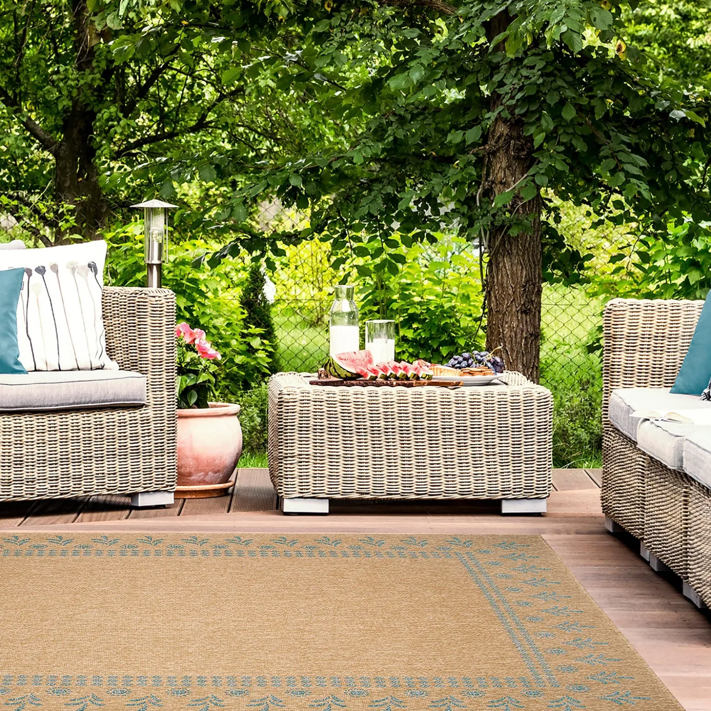 Area Rugs>Plow & Hearth Indoor/Outdoor Toulouse Block Print Rug, 6'6" x 9'4"