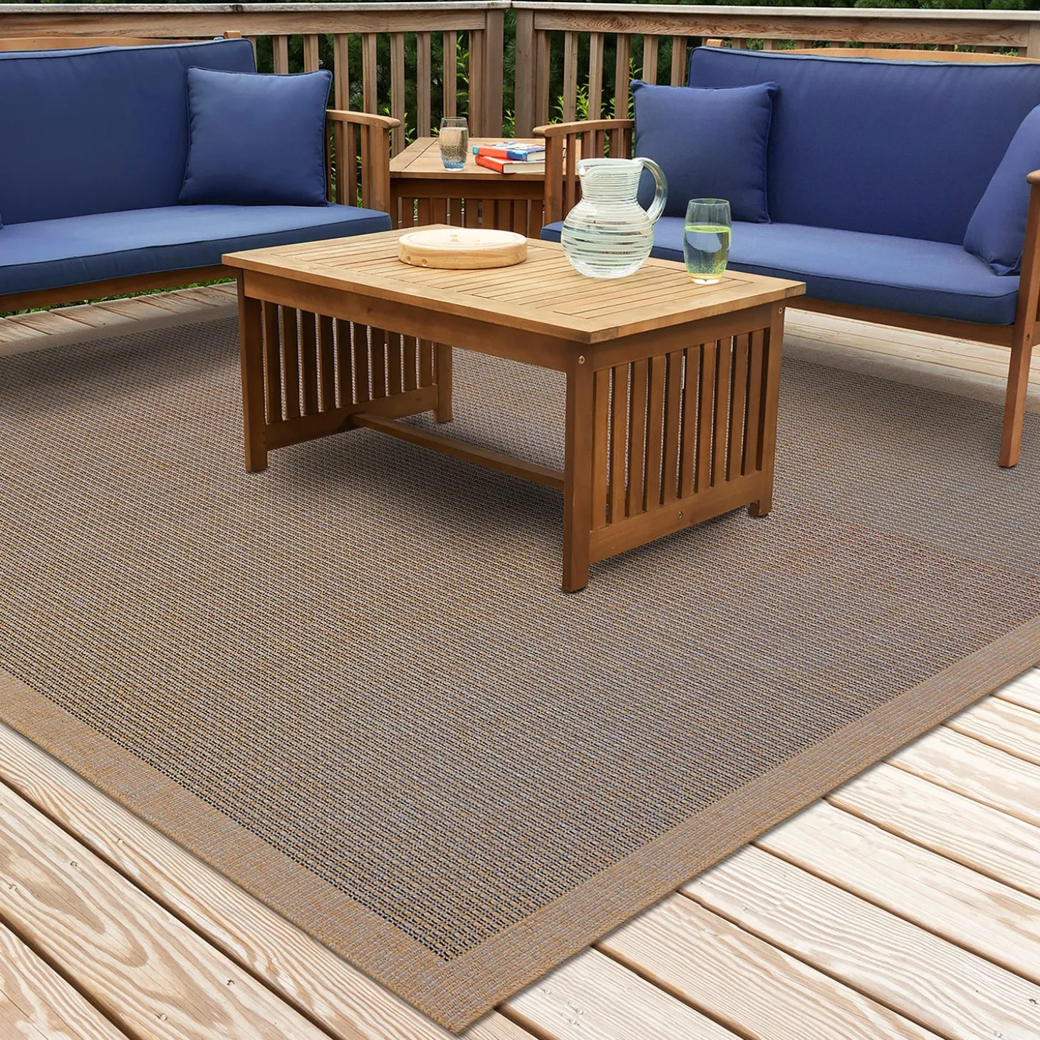 Area Rugs>Plow & Hearth Indoor/Outdoor Toulouse Border Print Rug, 5'3" X 7'3"