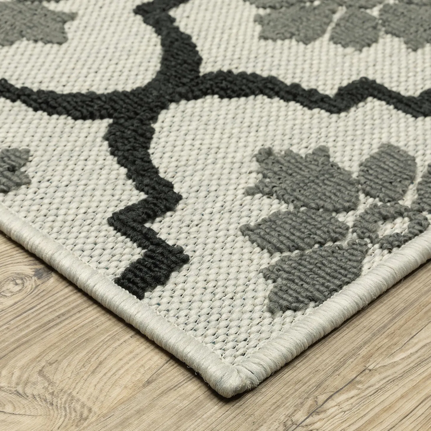 Area Rugs>Plow & Hearth Indoor/Outdoor York Tilework Polypropylene Runner, 1'10" x 7'3" Blue/Green