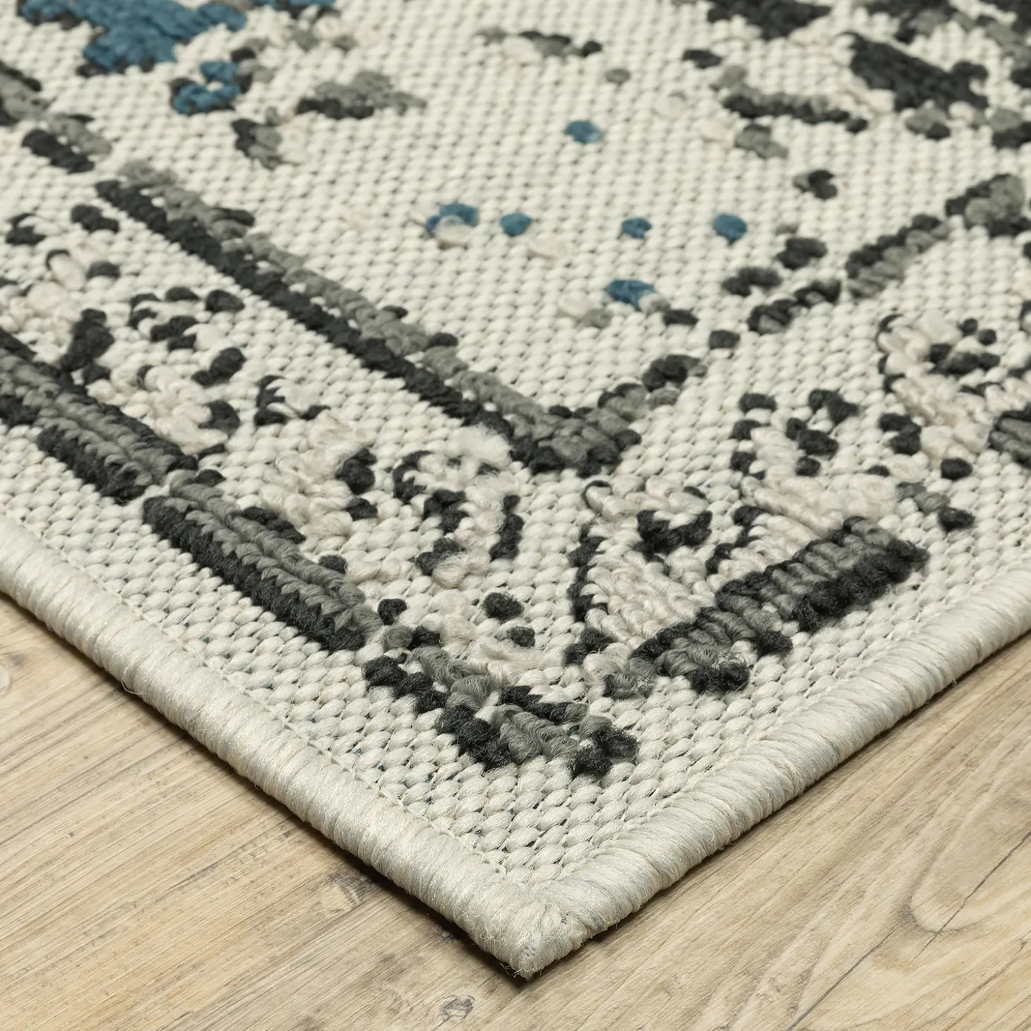 Area Rugs>Plow & Hearth Indoor/Outdoor York Traditional Medallion Polypropylene Runner, 1'10" x 7'3" Blue/Green