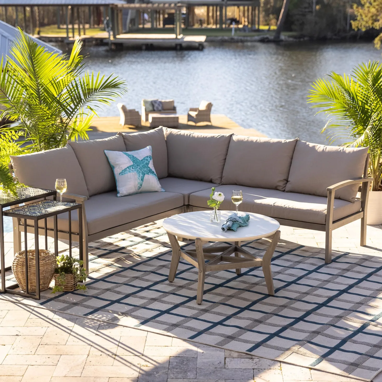 Area Rugs>Plow & Hearth Indoor/Outdoor York Windowpane Polypropylene Rug, 7'10" x 10' Blue/Green