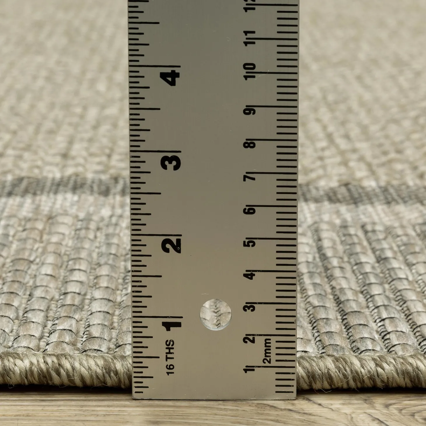 Area Rugs>Plow & Hearth Indoor/Outdoor Yucatan Border Polypropylene Rug, 6'7" x 9'2"