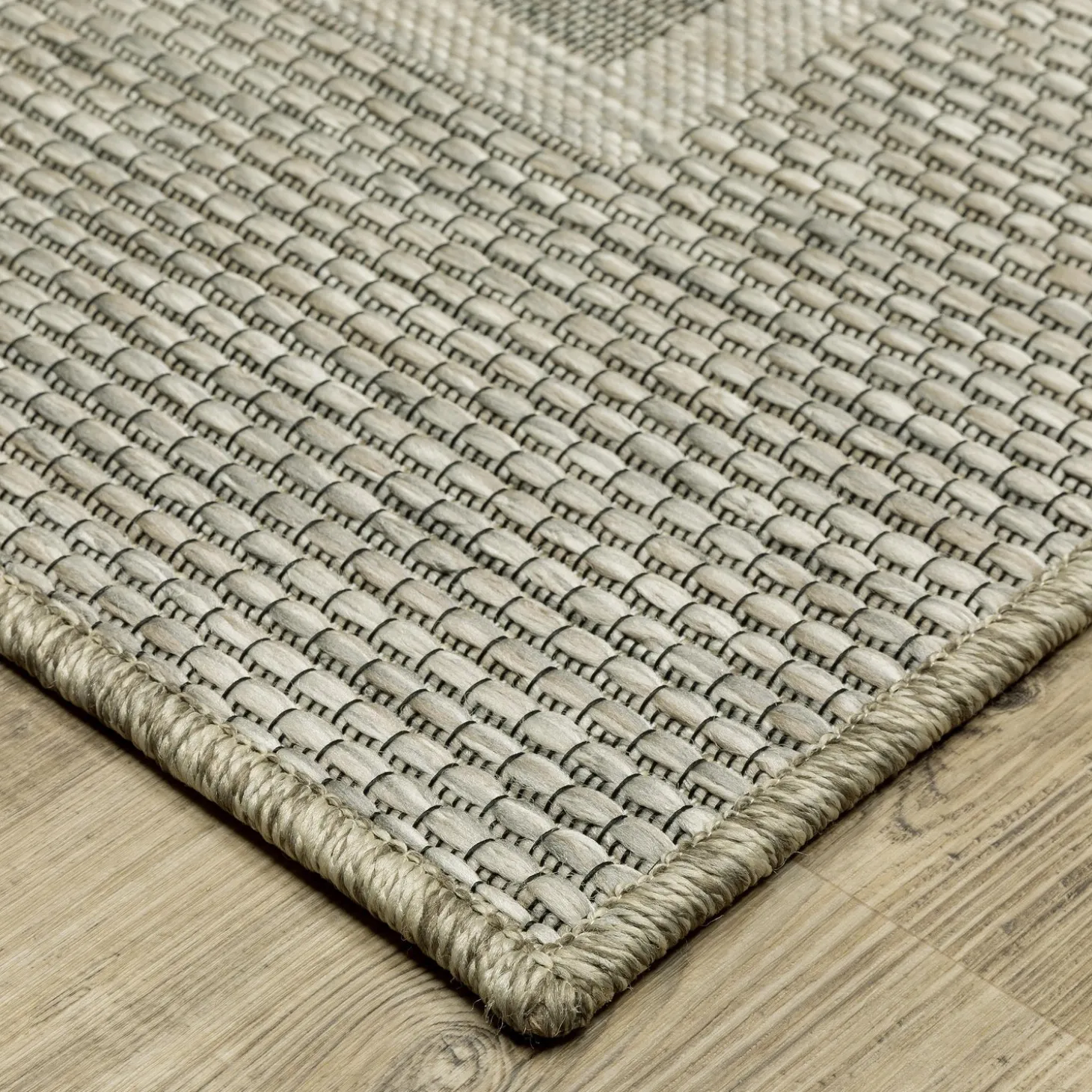 Area Rugs>Plow & Hearth Indoor/Outdoor Yucatan Border Polypropylene Rug, 6'7" x 9'2"