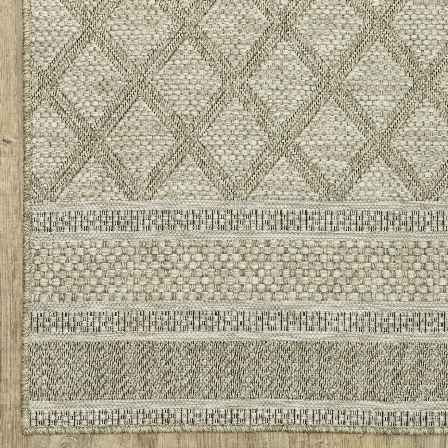 Area Rugs>Plow & Hearth Indoor/Outdoor Yucatan Lattice Polypropylene Rug, 9'10" x 12'10" Beige