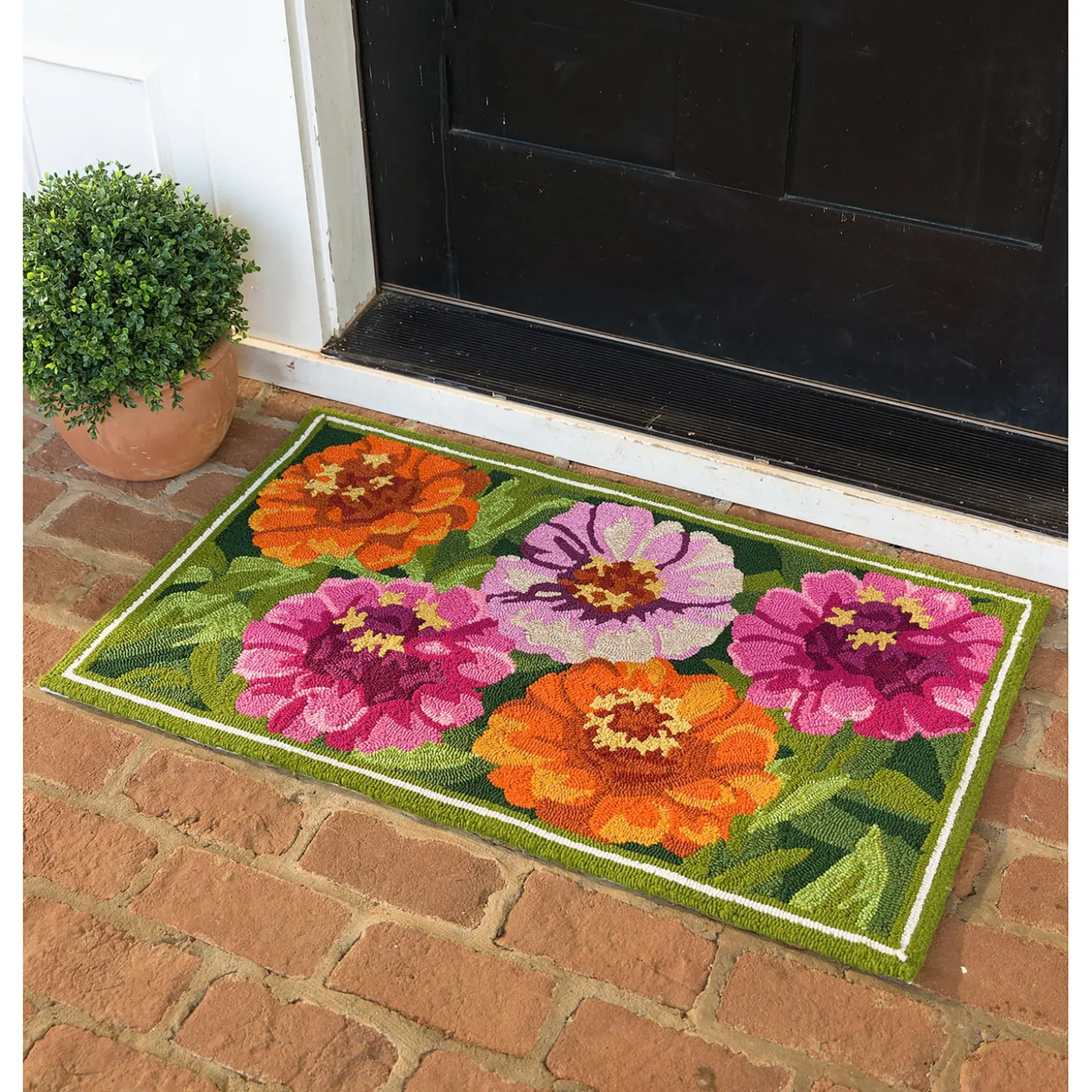 Hooked Rugs>Plow & Hearth Indoor/Outdoor Zinnia Hooked Polypropylene Accent Rug