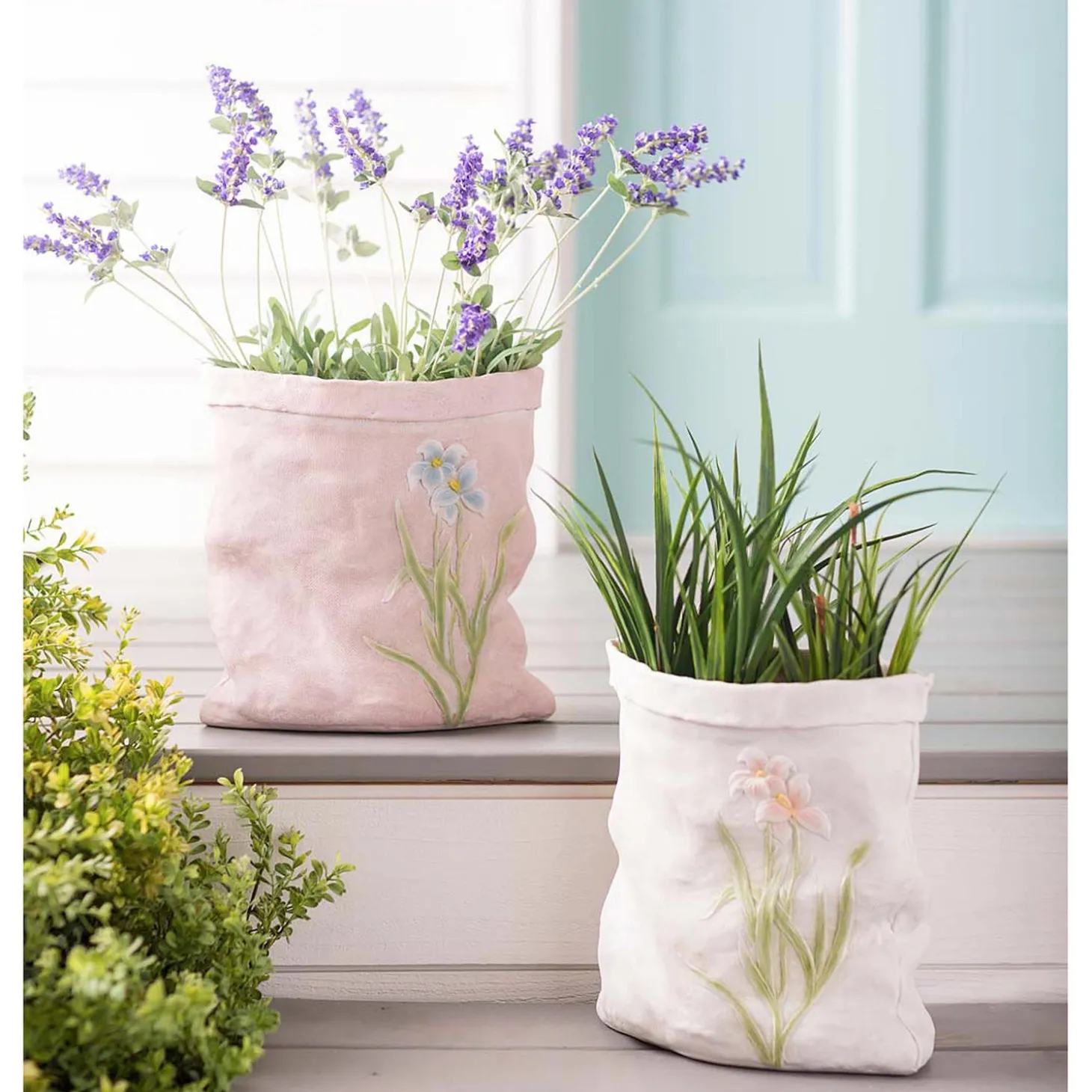 Planters & Plant Stands>Plow & Hearth Iris Floral Planter, Pink Flowers PinkFlowers