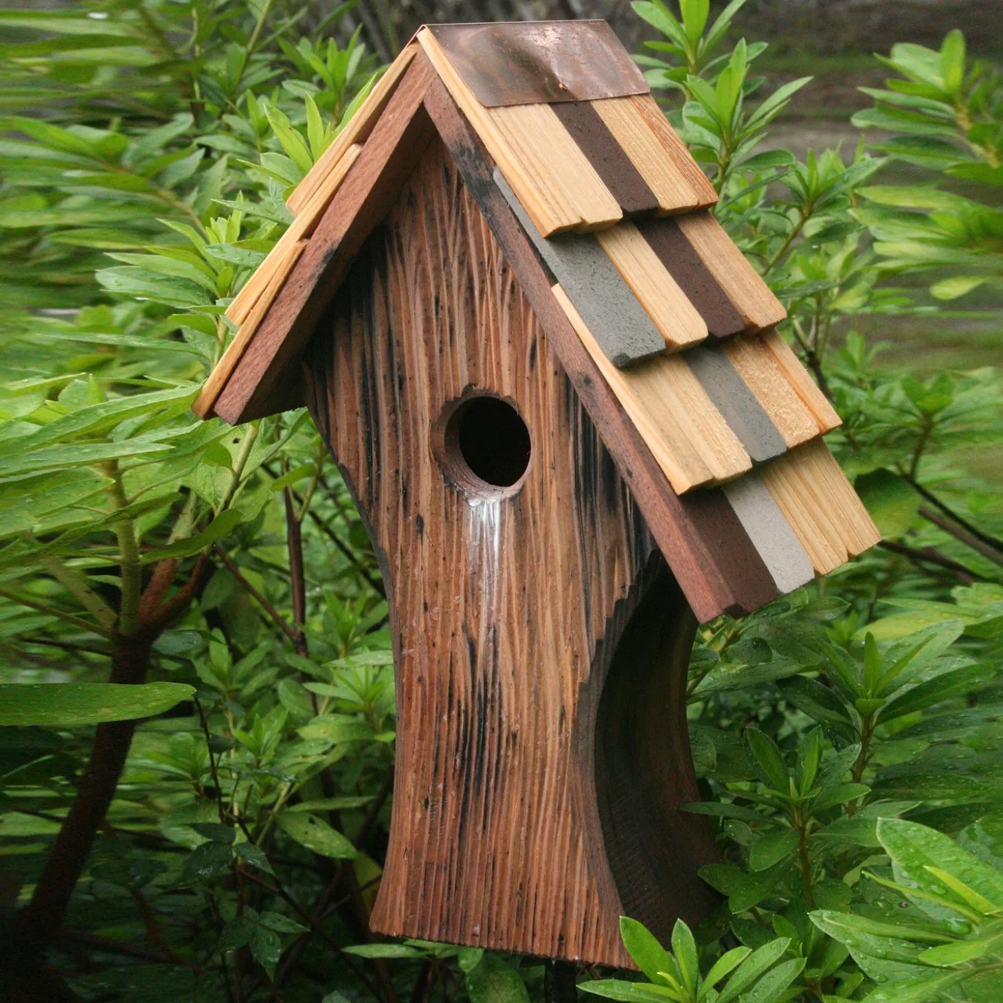 Birdhouses>Plow & Hearth Knottingham Antique Cypress Shingled Roof Birdhouse