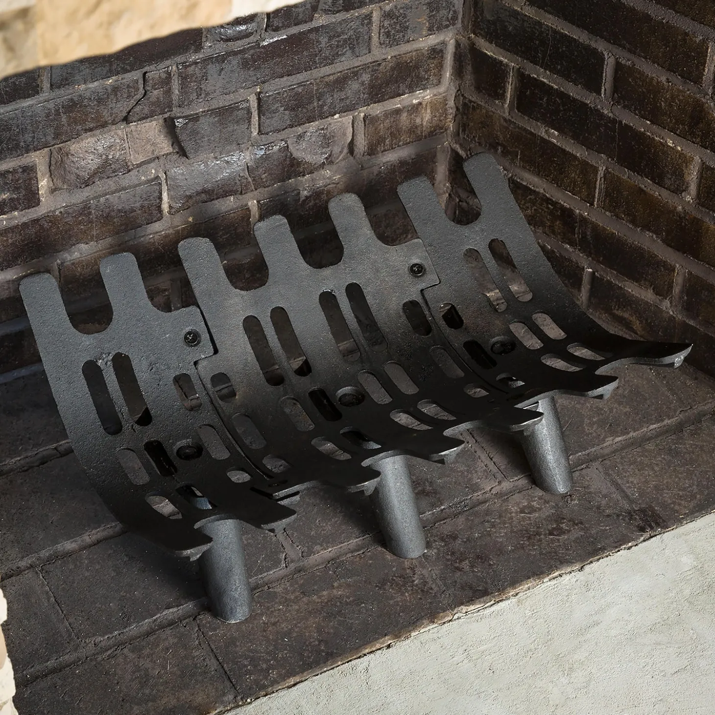 Fireplace Grates & Firebacks>Plow & Hearth Large Cast Iron Deep-Bed Fireplace Grate with Six Legs