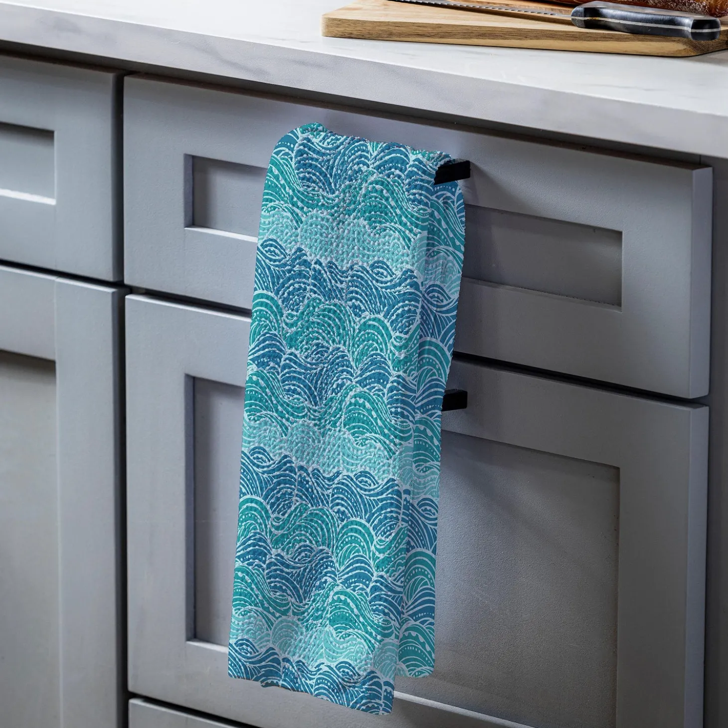 Kitchen Linens>Plow & Hearth Make Waves Quick Dry Kitchen Towel, 18" x 30"