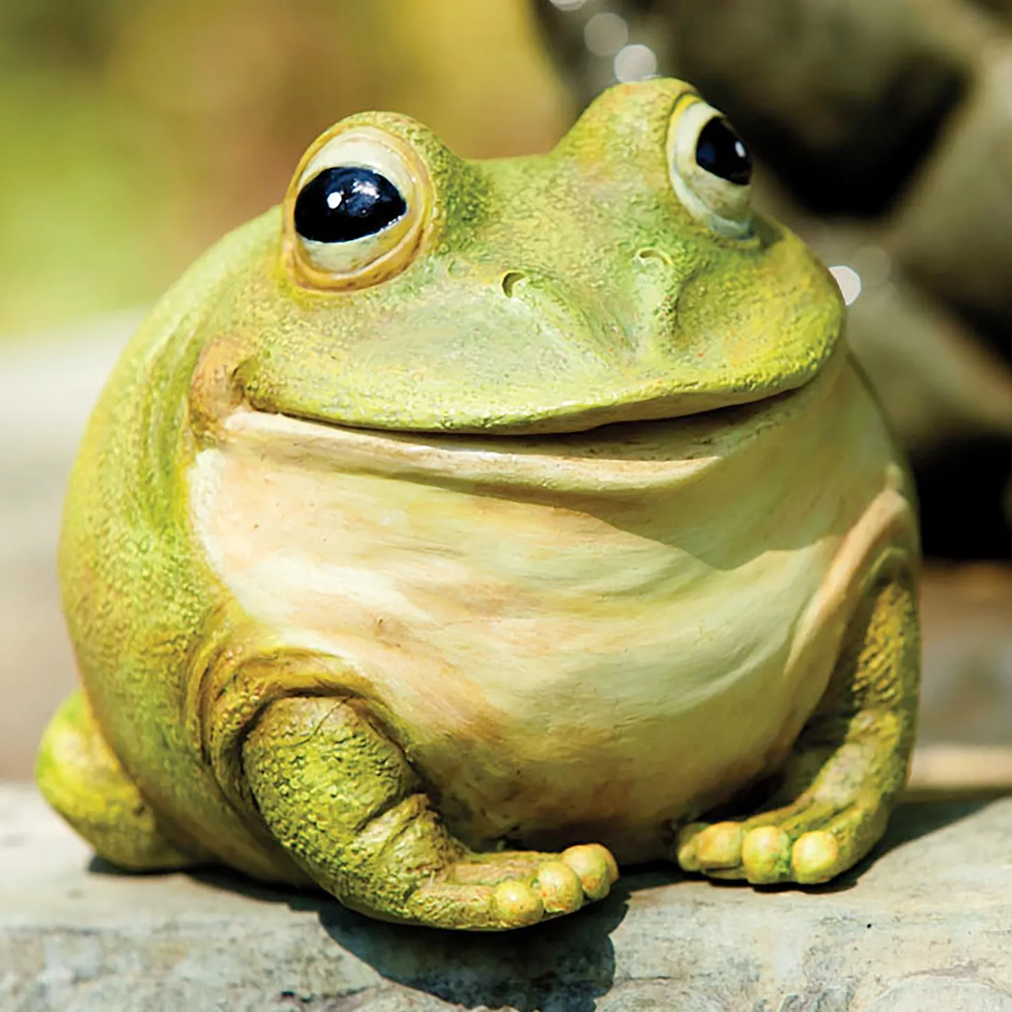 Garden Statues>Plow & Hearth Medium Portly Frog