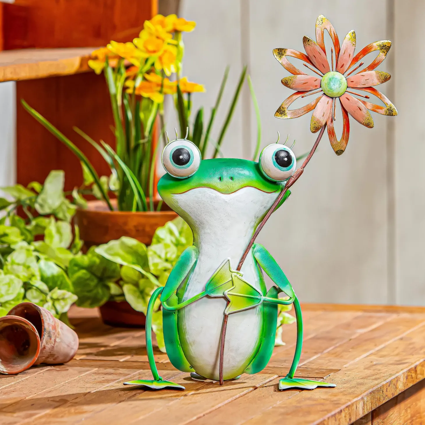 Garden Statues>Plow & Hearth Metal Frog With Colorful Flower Statue, 15"H