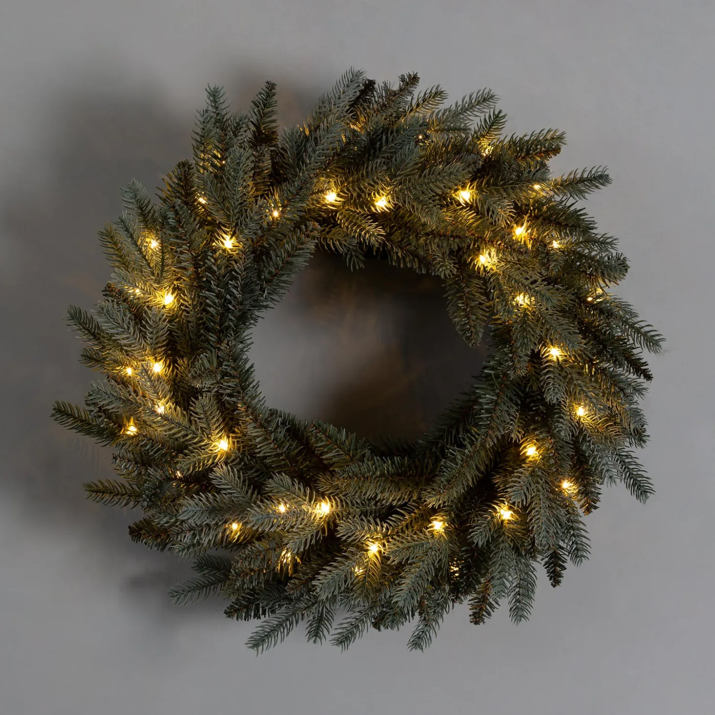 Wreaths>Plow & Hearth Misty Pine Lighted Holiday Wreath