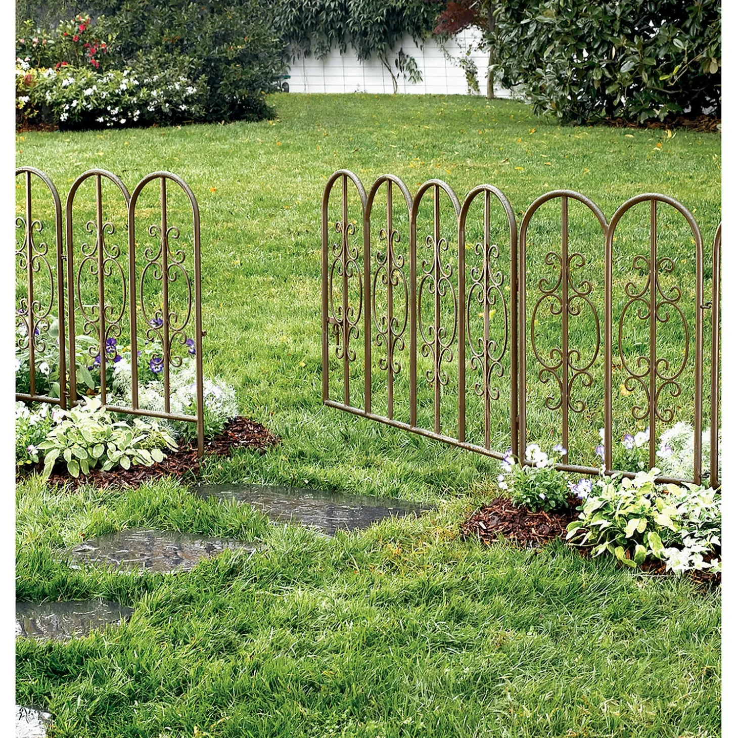 Garden Fencing & Edging>Plow & Hearth Montebello Iron Garden Fencing, Set of 4 Gunmetal