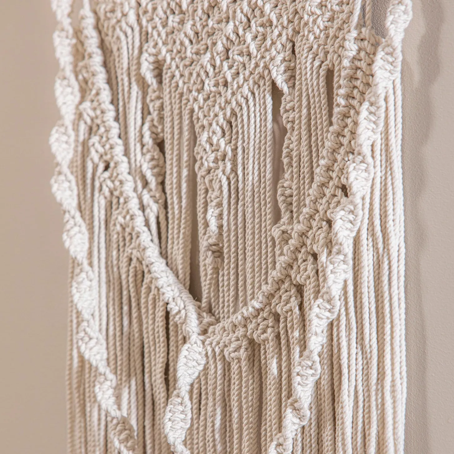 Wall Art>Plow & Hearth Oversized Braided Macrame Wall Décor